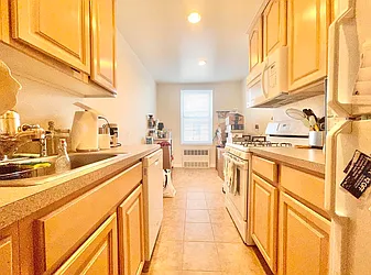 Rented by Century 21 Premier 