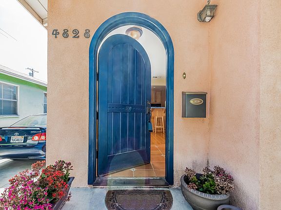 2nd image of 4828 Lorelei Ave