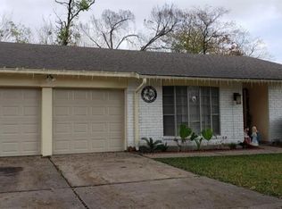 7682 Bubbling Spring Ln, Houston, TX 77086