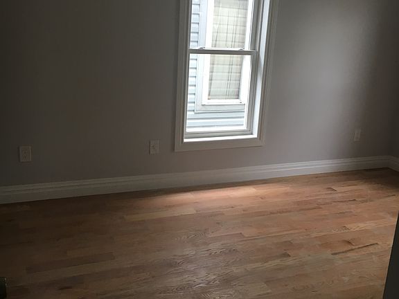 3rd image of 10501 131st St