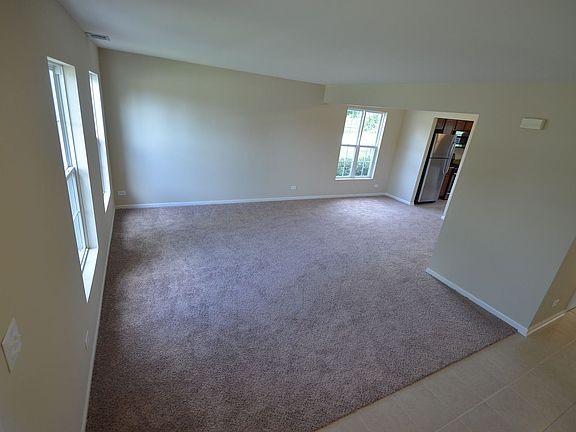 2nd image of 2890 Hillsboro Ln