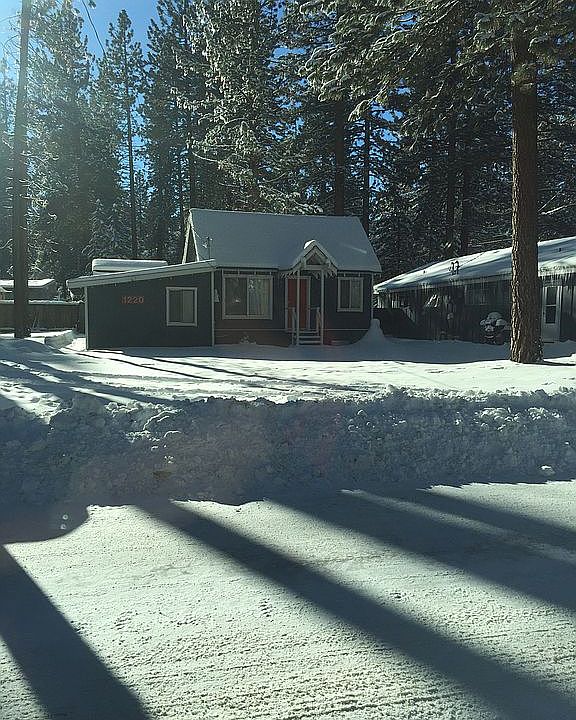 1st image of 1220 Carson Ave