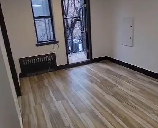 2nd image of 1358 Clay Ave #1C