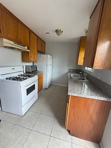 16815 Randall Ave #2 Photo 1