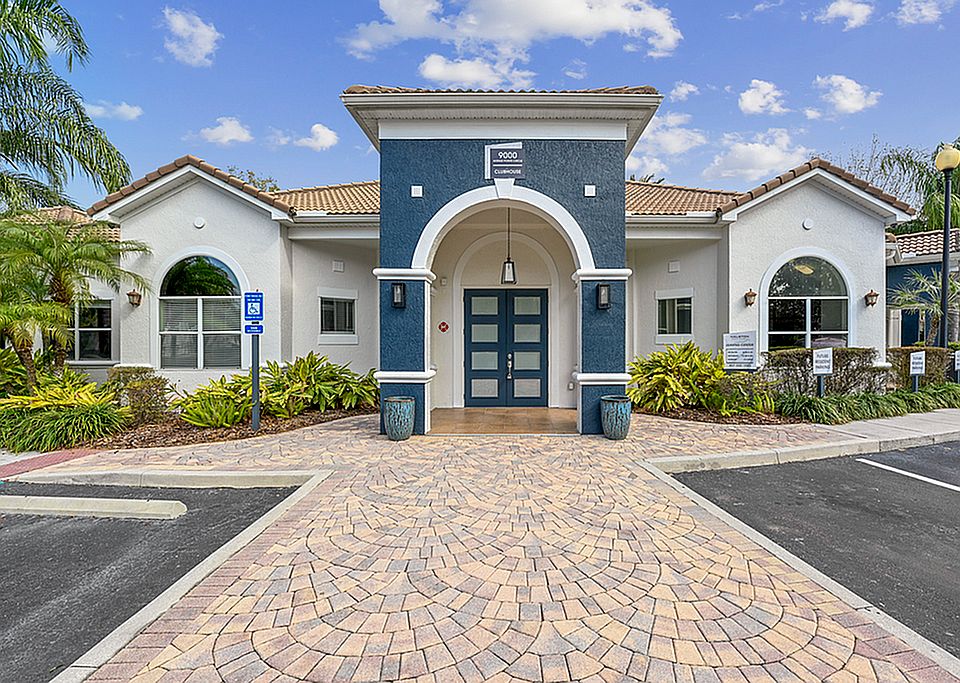 1st image of 9000 Avenue Pointe Cir #17-304