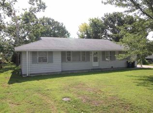 506 N Greenwood St, Eureka, KS 67045