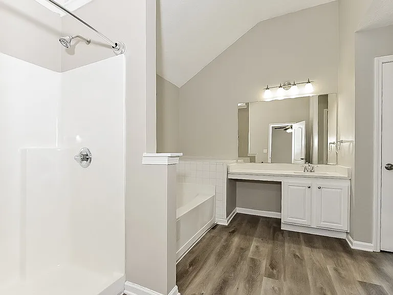 7423 Garnet Dr — Photo 11