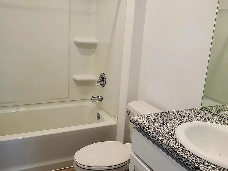 7102 Satellite Dr — Photo 5
