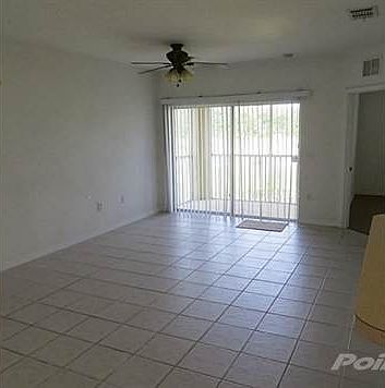 4th image of 1113 Markston Dr APT 201