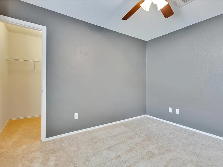 2212 Melissa Oaks Ln — Photo 21