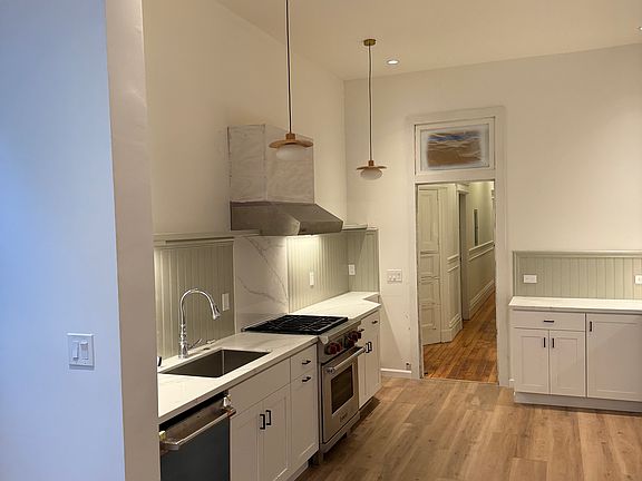 Brand new (Nov 2024) kitchen