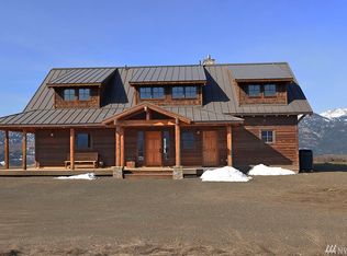 6 Mule Deer Trl, Winthrop, WA 98862