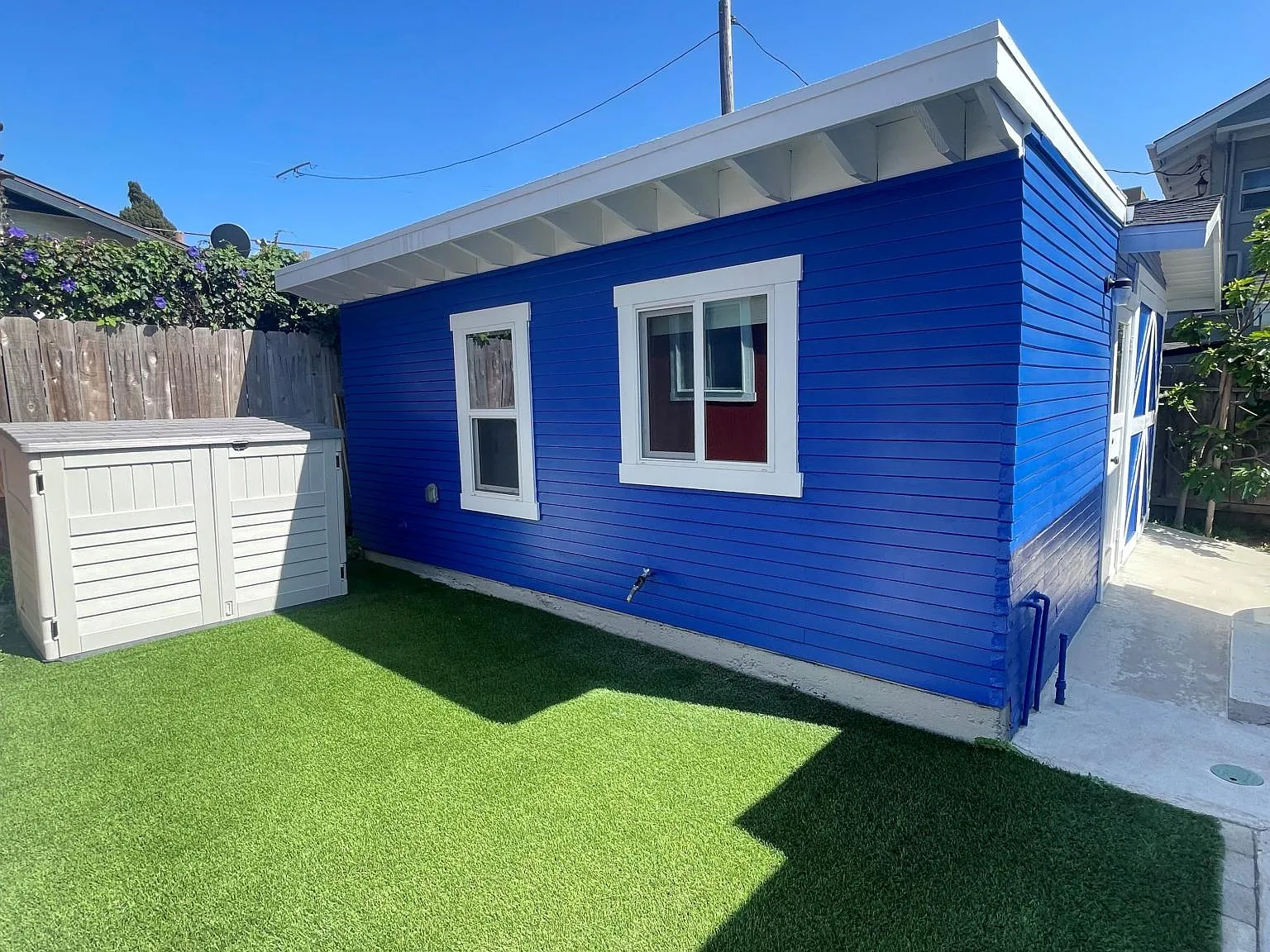 Studio, 350 sqft, $1,850 — Photo 3