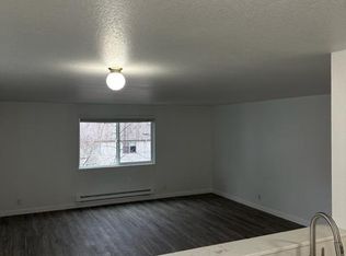 8750 Mary Ave NW APT 302, Seattle, WA 98117