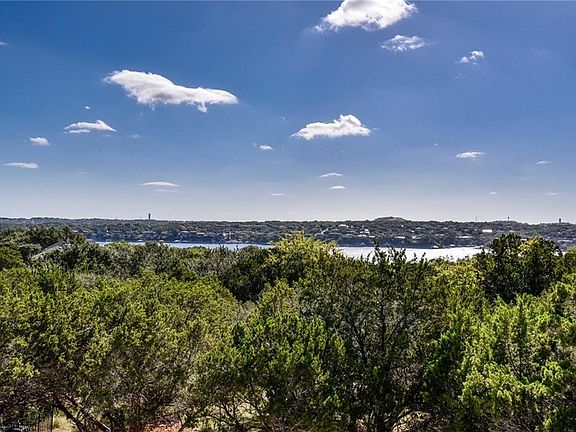 5th image of 18519 Staghorn Dr