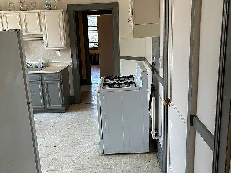 63 Glendale Ave #3 — Photo 3