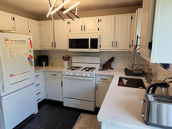 2nd image of 362 Farrwood Dr #362