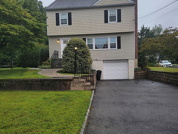 2nd image of 62 Lee Ave