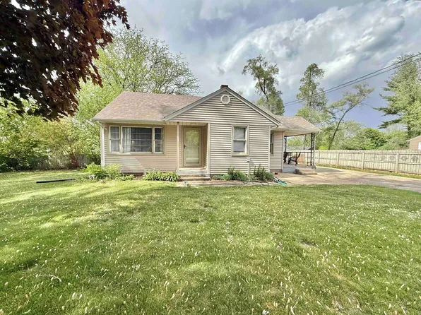 1010 Brentwood Rd, Machesney Park, IL 61115