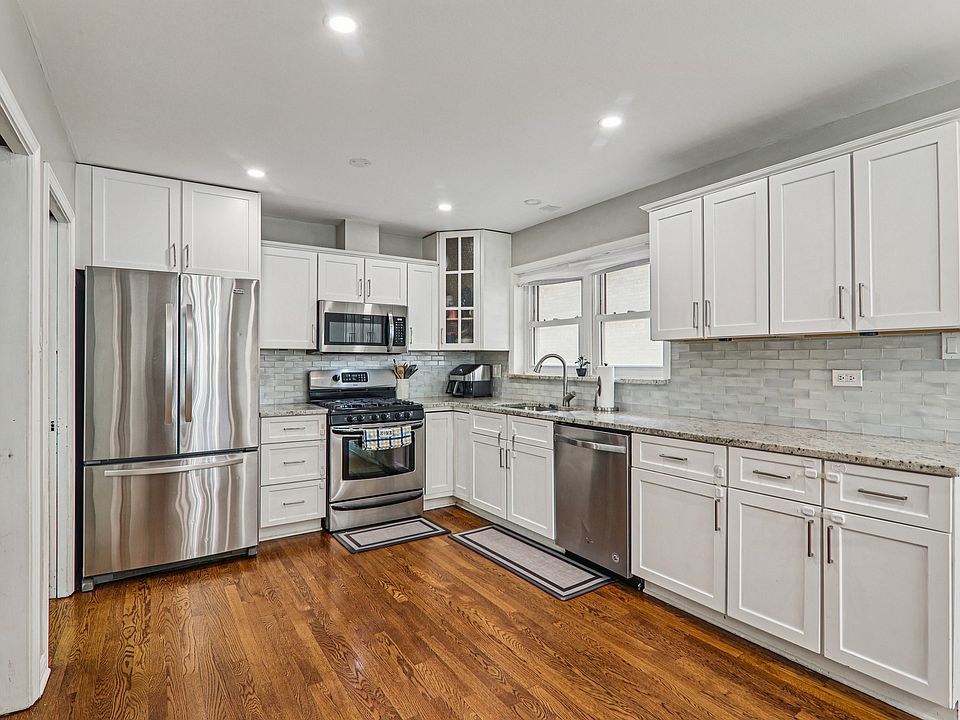 8537 S Karlov Ave, Chicago, IL 60652 | Zillow
