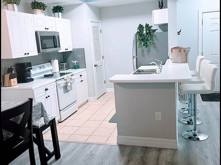 9055 Colby Dr #2201 — Photo 3