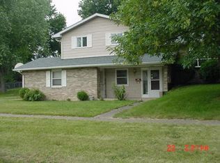 2230 W Ravina Park Rd, Decatur, IL 62526