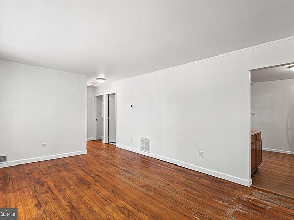 5th image of 21703 Enterprise Rd