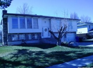 289 W Tobe Dr, Centerville, UT 84014