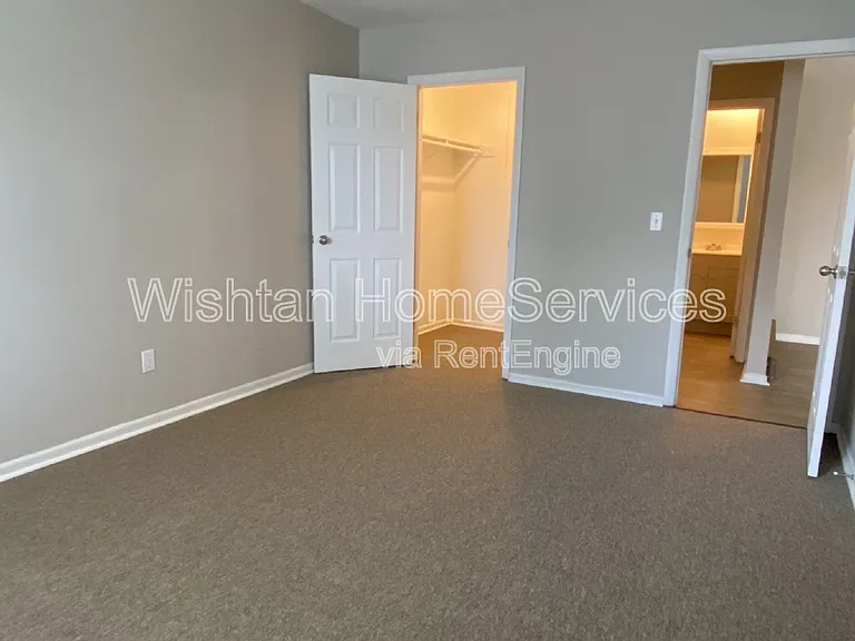 218 Charleston Blvd #1 — Photo 6