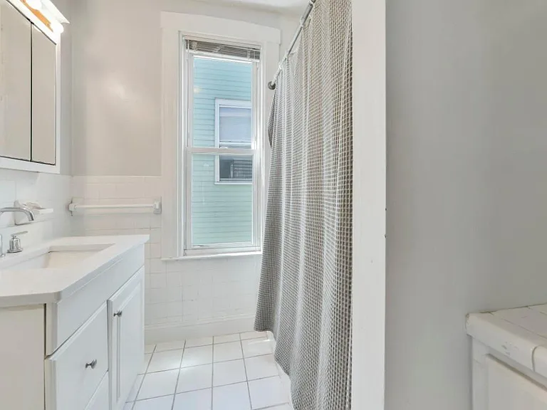 34-36 Boston St #3 — Photo 13