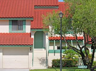 23 Lexington Ln W APT D, Palm Beach Gardens, FL 33418