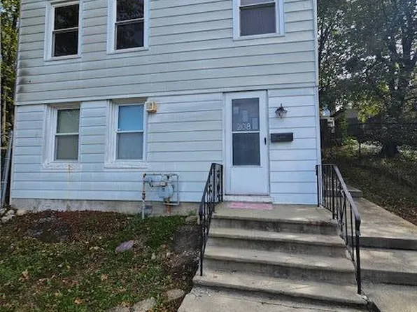 208 10th Street, Troy, NY 12180