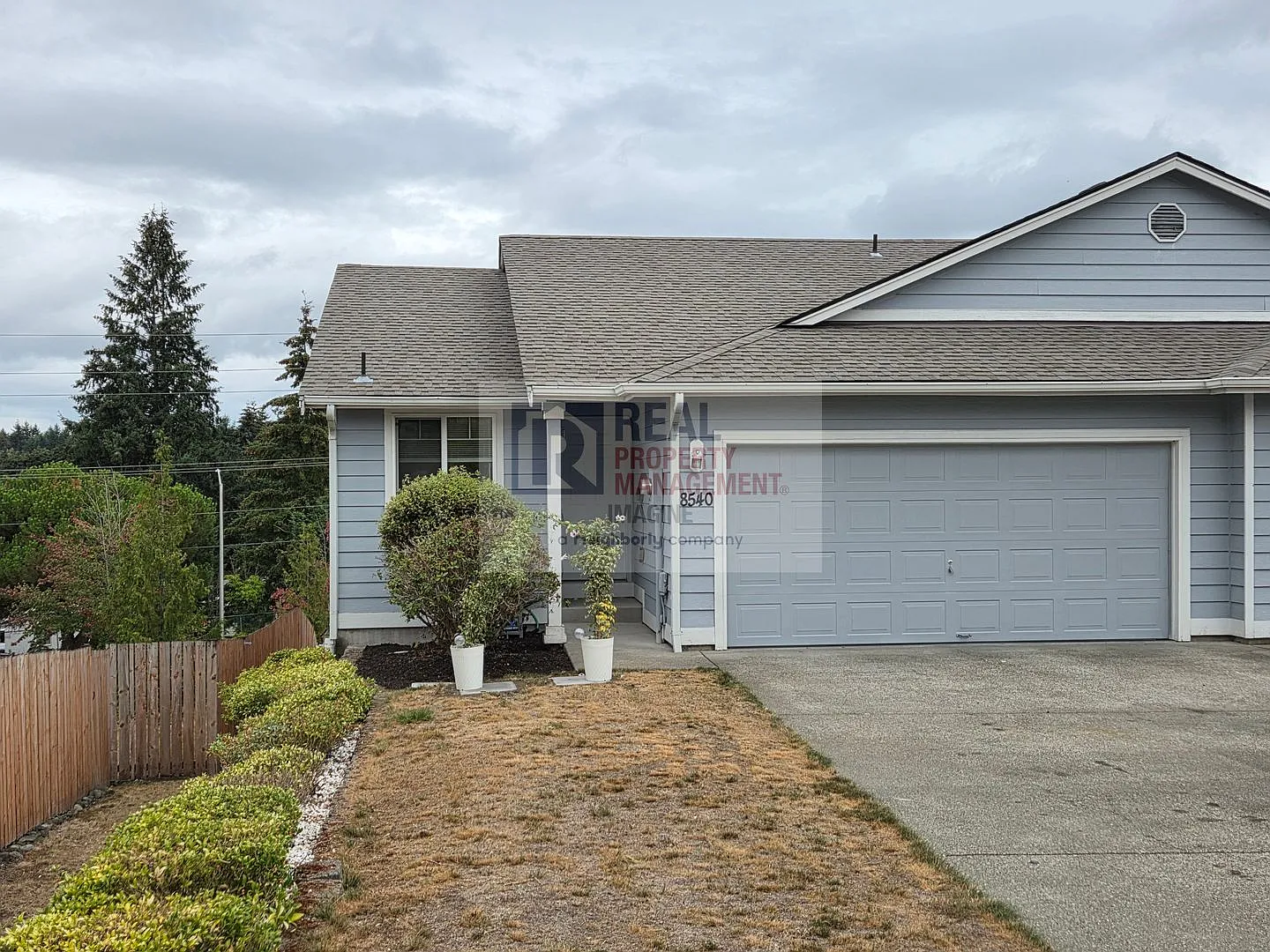 Check out this beautiful 3 bedroom, 2.0 bath home! — Photo 4
