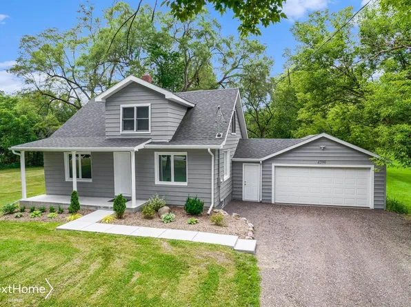 4390 S Vassar Rd, Burton, MI 48519