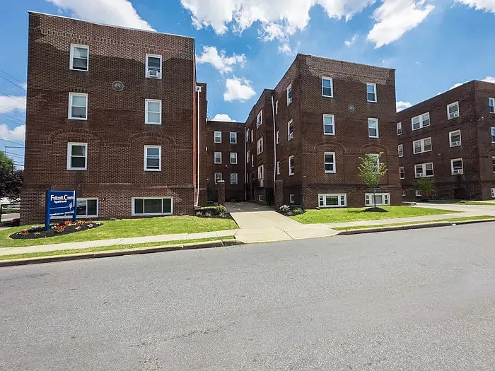 1505 N Elmwood Ave #5 — Photo 6