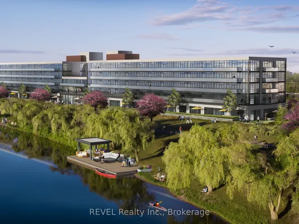 350 Prince Charles Dr N #125, Welland, ON L3C 2E4