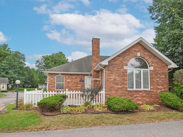3801 Sandpiper Cove Run, South Bend, IN 46628