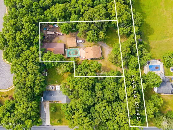 342 Colts Neck Road, Farmingdale, NJ 07727