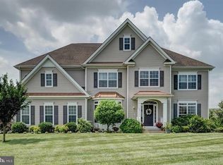 61 Curtmantle Rd, Mickleton, NJ 08056