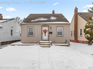 18295 Henry St, Melvindale, MI 48122