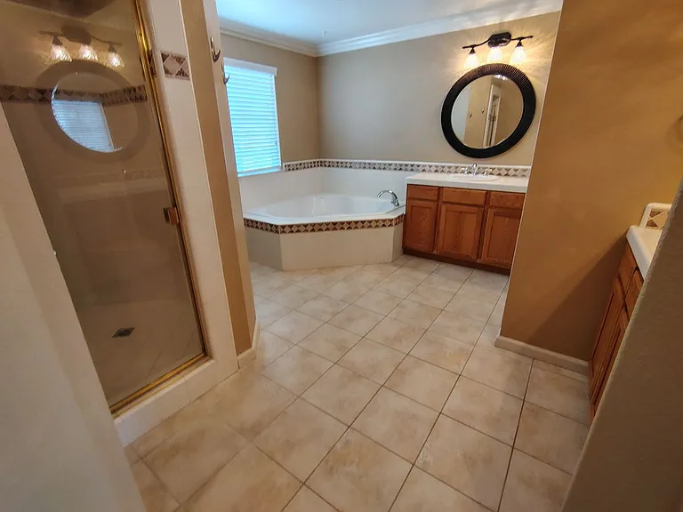 13606 Brook Way — Photo 35