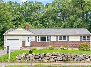32 Brooksbie Rd, Bedford, MA 01730