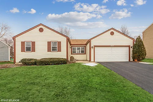 2043 University Dr Photo 1