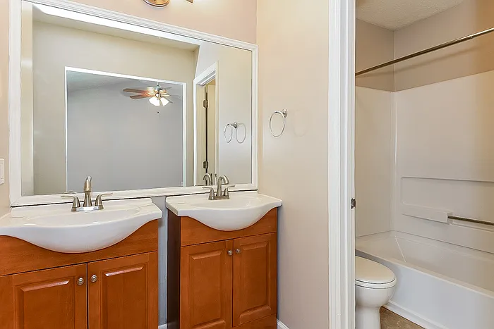 6239 Leverett Dr — Photo 11