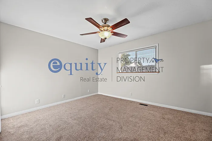 7102 E Brookhill Dr — Photo 8