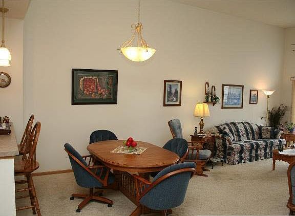 5th image of 4470 Empire Drive N