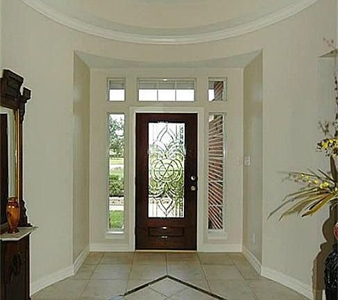 3rd image of 3901 Summer Manor Dr