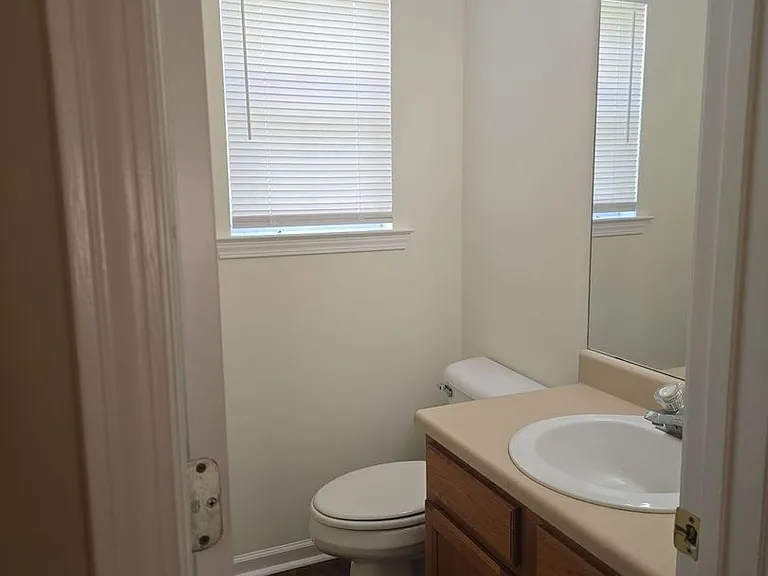 9810A Whitfield Avenue Ext — Photo 6