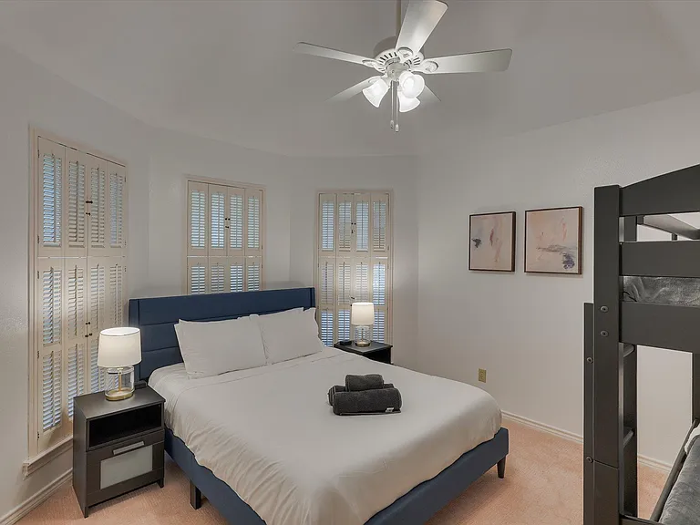 6507 Clubhouse Cir — Photo 26