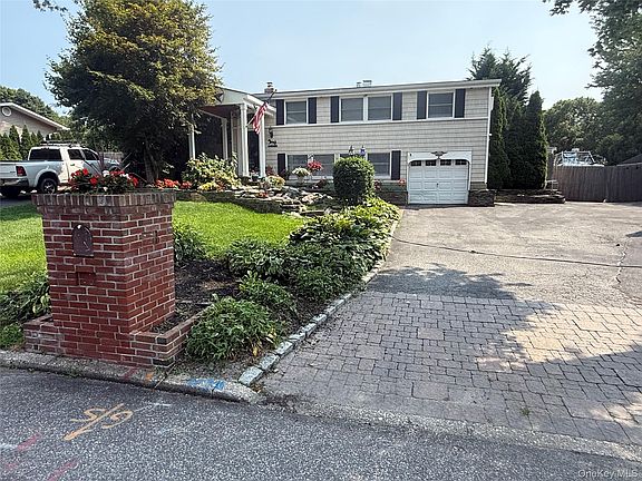 3rd image of 14 Fairway Drive